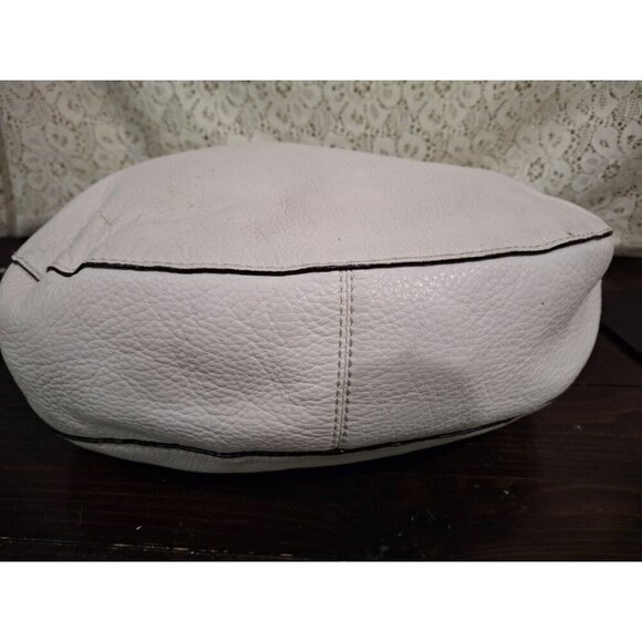 Michael Kors Fulton Large Hobo Bag in "Vanilla" Peebled Leather/Pre-owned, Good - Picture 4 of 9